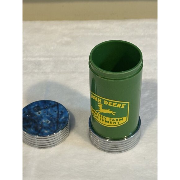 John Deere Salt Or Proper‎ Shaker Collectible - Picture 4 of 4